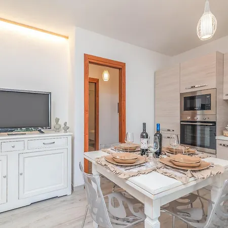 Διαμέρισμα Trilo Nina Santa Teresa Gallura