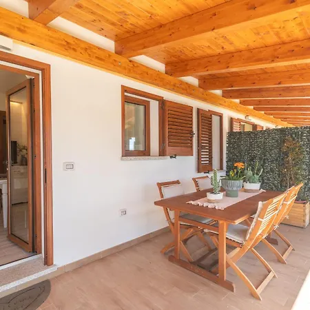 Trilo Nina Apartment Santa Teresa Gallura