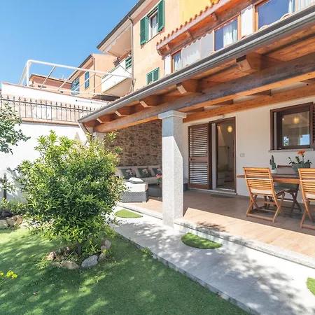 Lägenhet Trilo Nina Santa Teresa Gallura